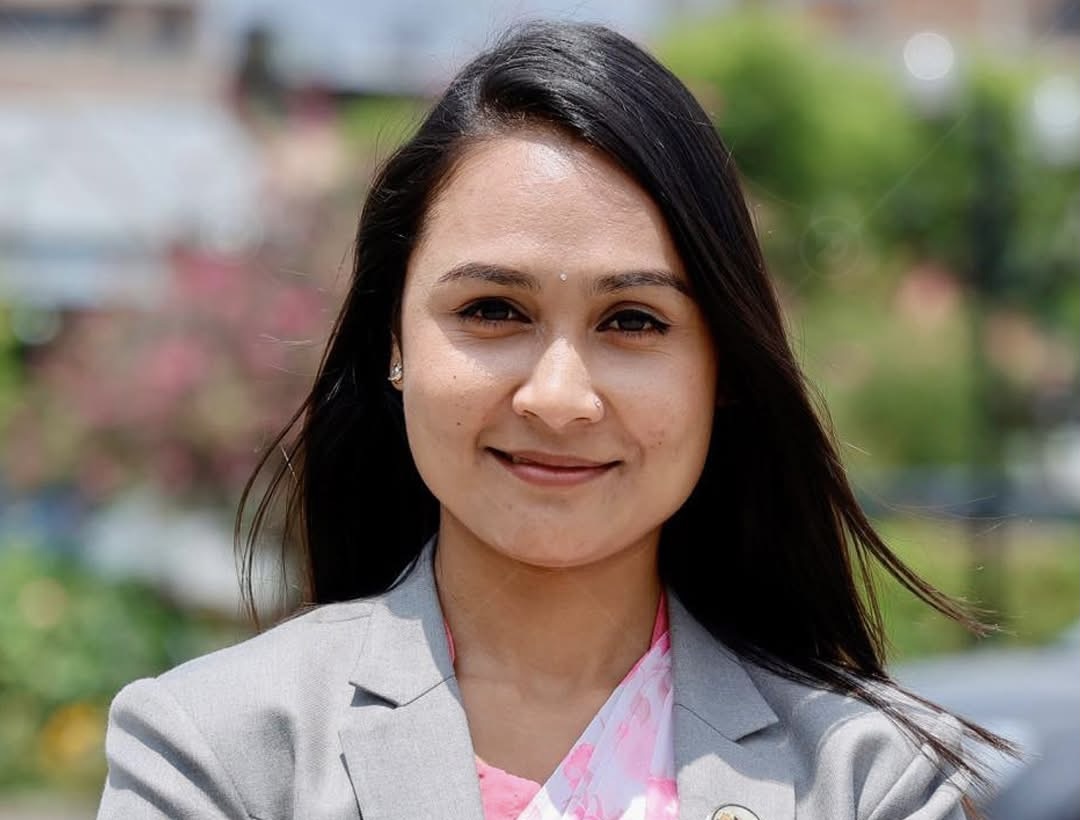 कुलमान घिसिङ लक्षित गर्दै रास्वपाकी निशा डाँगीले लेखिन- झुट नबोलेको भए उत्तम हुने थियो