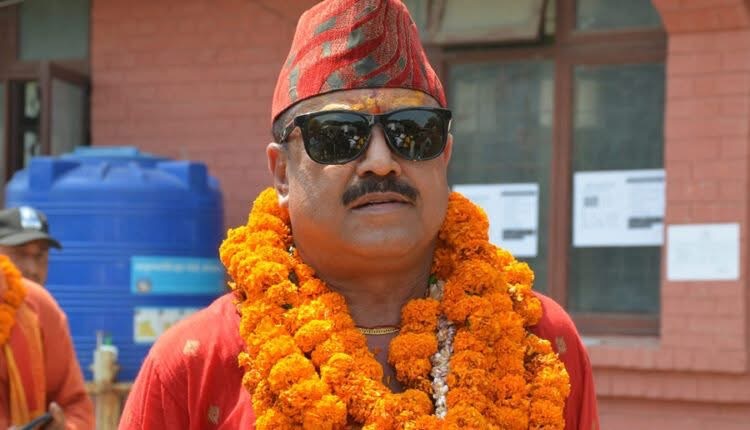 के धनगढीका मेयर हमाल रास्वपा प्रबेश गर्न लागेका हुन् ?