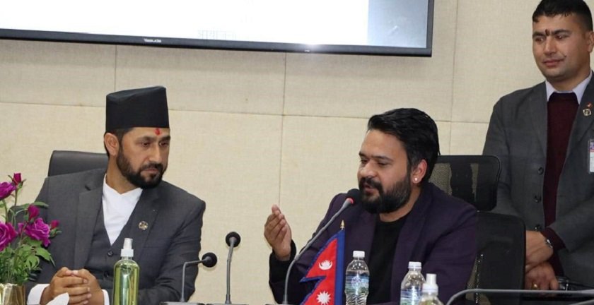 बालेनको ‘क्रेज’ले रवि छायामा