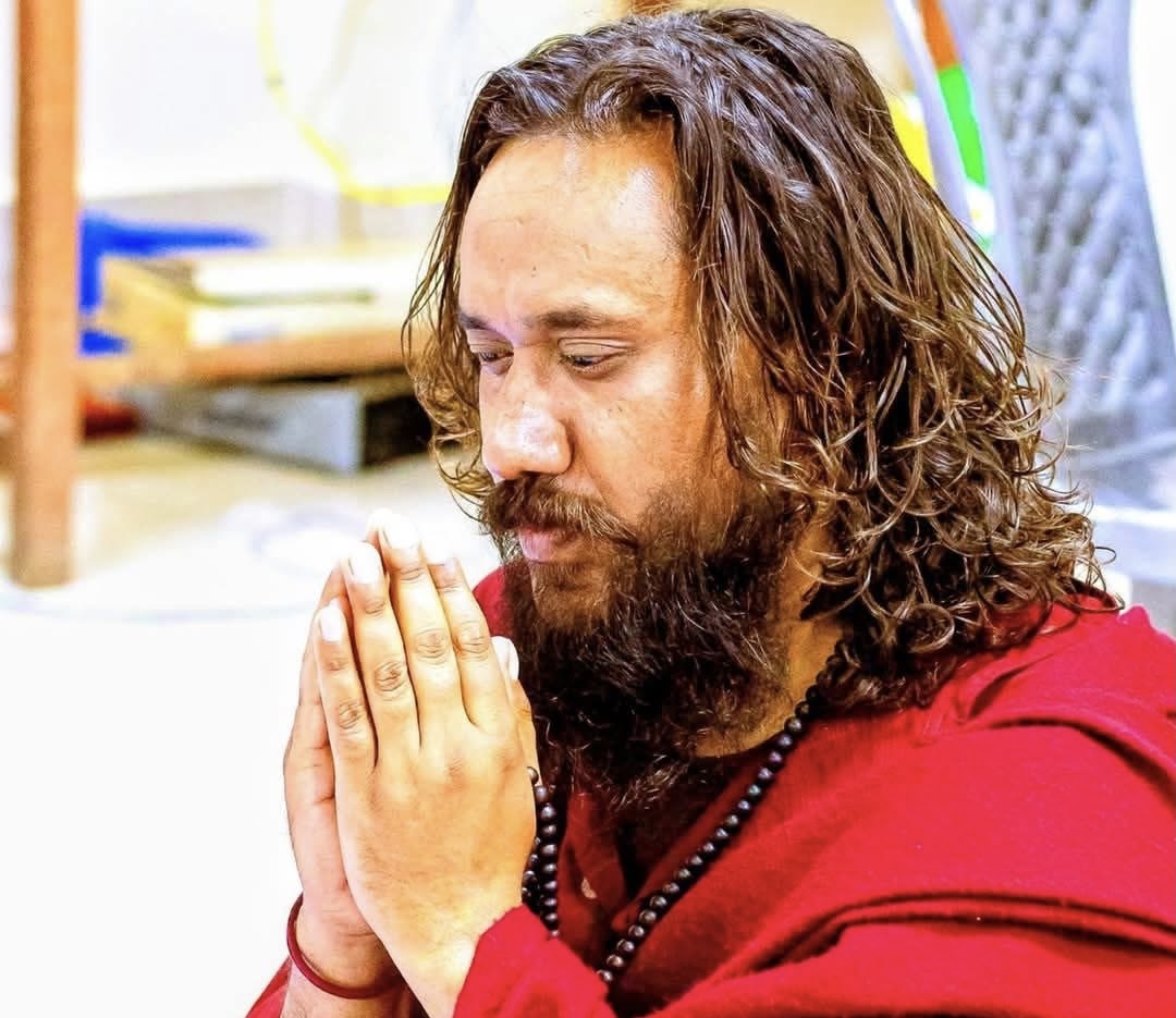 हामी झुक्दा समाज उठ्छ भने समाजकै सचेत नागरिक हुनुको नाताले म झुक्न तयार छु:खगेन्द्र सुनार