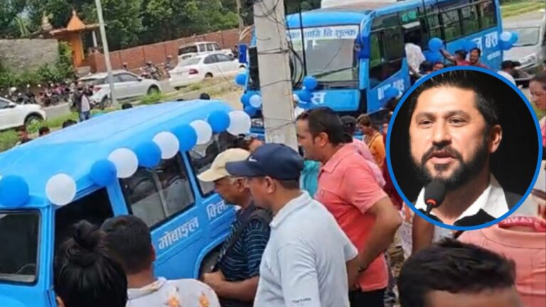 लामिछानेको ‘ब्लू बस’ ले दियो हैरानी, कवाडीमा बेच्ने तयारी