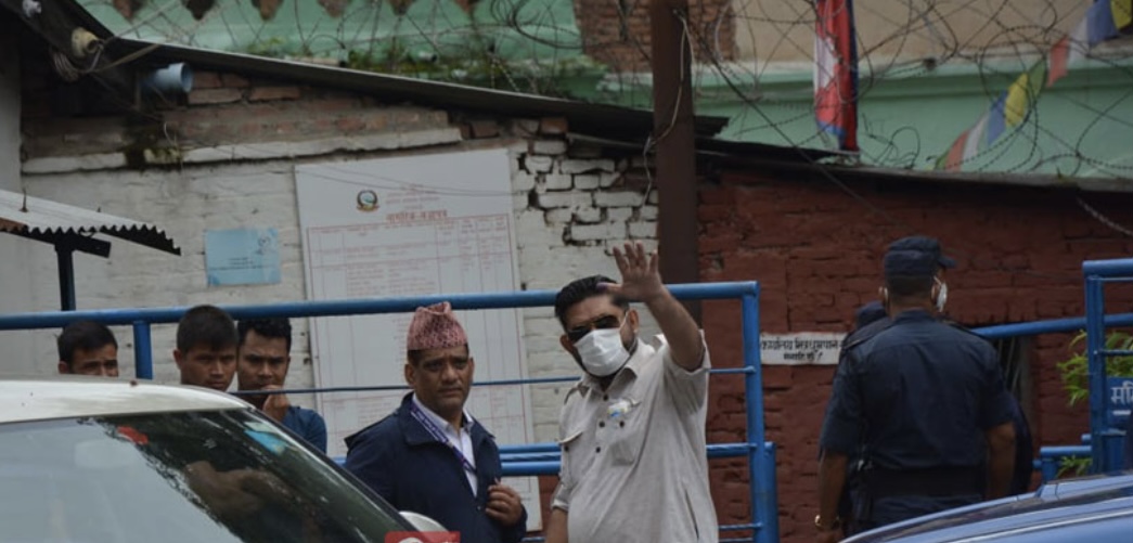 सर्वोच्चद्वारा श्रीमती हत्यामा दोषी ठहर पूर्वडीआईजी कोइरालालाई छाड्न  अस्वीकार