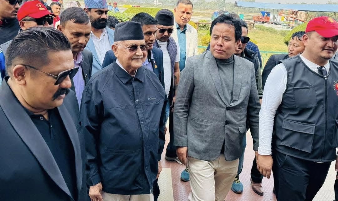 देश जेनजीले होइन अपराधीले जलाएका हुन् : अध्यक्ष ओली
