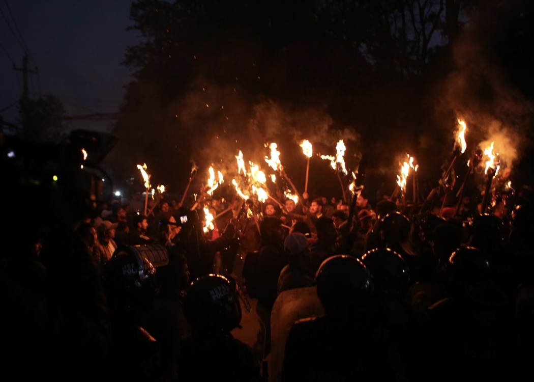 बालेनको पुत्ला दहन