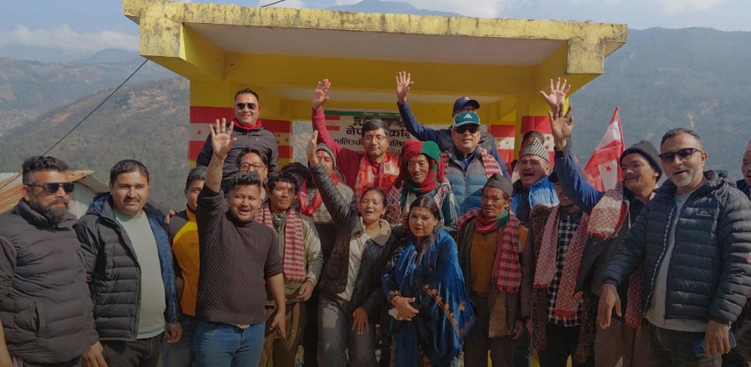 कांग्रेसमा प्रवेश गर्नेको लहर