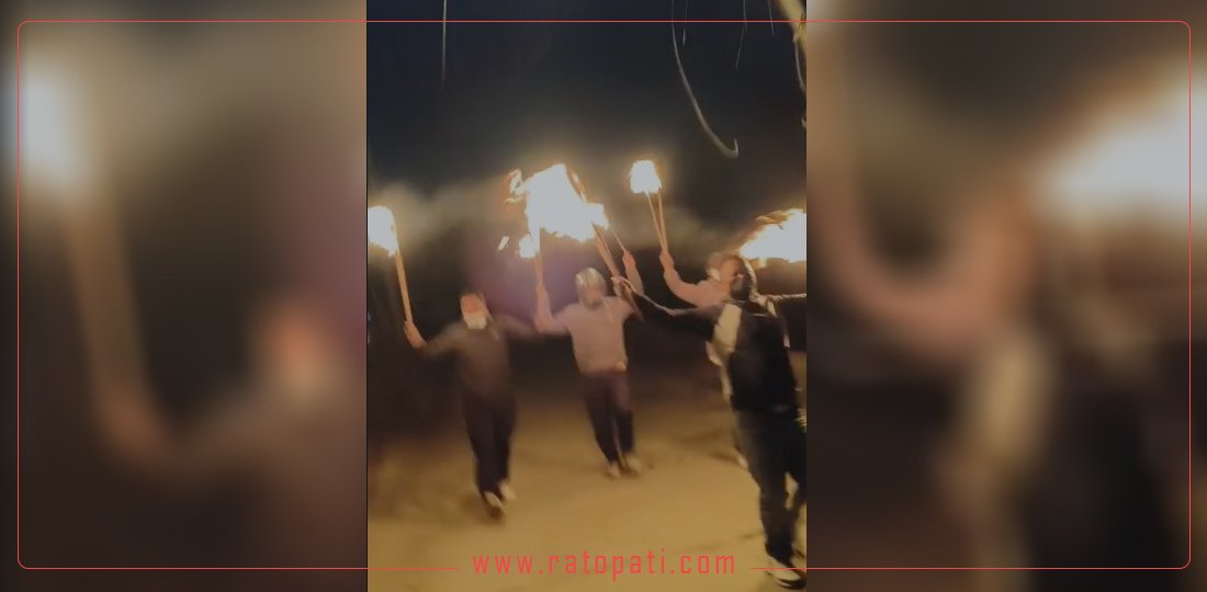 धर्मेन्द्र बास्तोलाको गिरफ्तारीविरुद्ध मसाल जुलुस