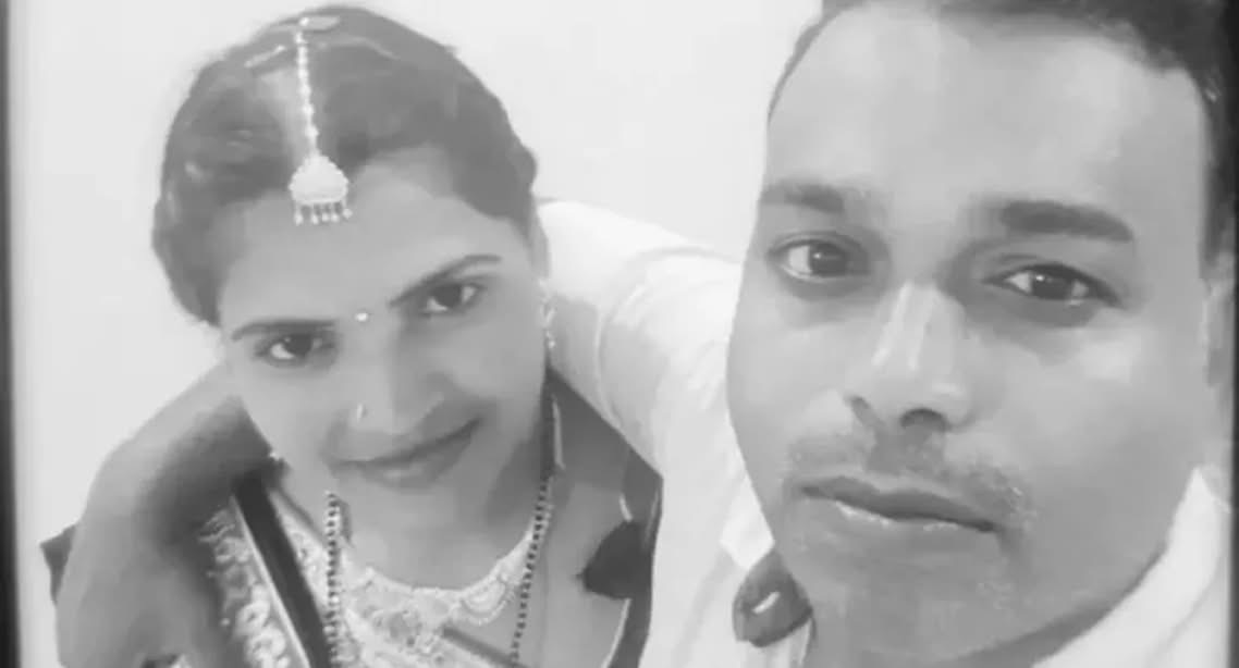 सञ्जय कुमारको दु:खान्त: सिलिन्डर विस्फोटबाट घाइते भए, उपचार गर्न जाँदा पत्नीसहित प्लेन दुर्घटनामा परे