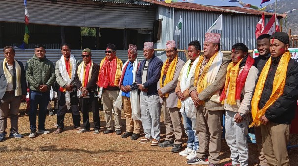 एमाले र रास्वपाका नेताहरू कांग्रेसमा प्रवेश