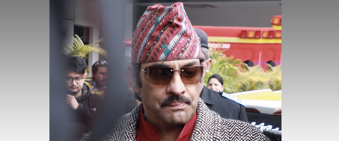 पूर्वयुवराज पारस शाह अस्पताल भर्ना