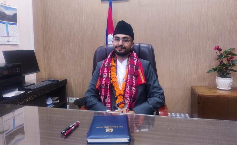 राष्ट्र बैंकका हाकिमका छोरा सबैभन्दा धनी मन्त्री