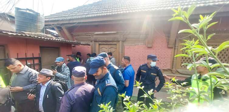 भृकुटीमण्डपमा भाडामा रहेर वर्षौ भाडा नतिर्ने २० वटा सटलमा ताला