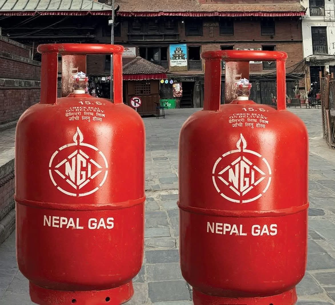 खाना पकाउने एलपी ग्यास कालोबजारी गर्ने दुई जना पक्राउ