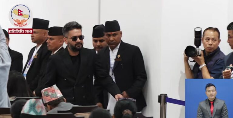 संसद्मा जवाफ दिएर सदनमा बस्दै नबसी हिँडे प्रम बालेन