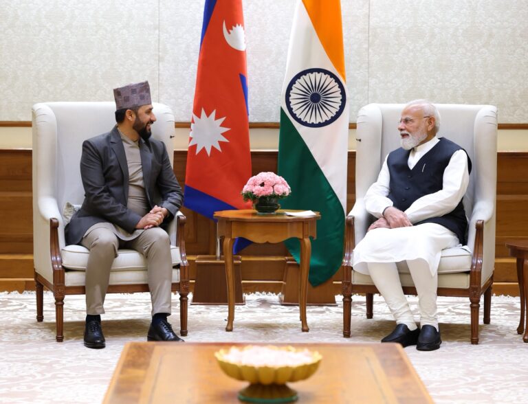 सभापति लामिछानेले नरेन्द्र मोदीलाई दिए नेपाल भ्रमणको निम्तो