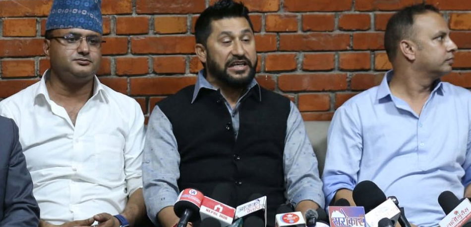 ‘तपाईं प्रधानमन्त्री बन्ने हल्ला छ नि ?’ भन्ने प्रश्नमा रविले दिए यस्तो जवाफ