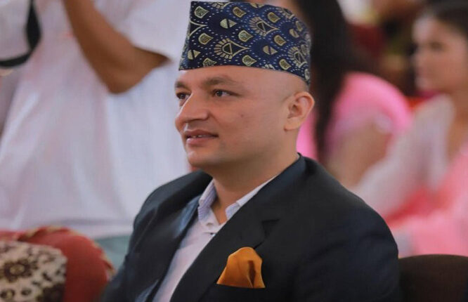रास्वपा अधिवेशनबाट फर्किँदै गरेका नेतामाथी लुटपाट, कुट्दै घर पु-याए