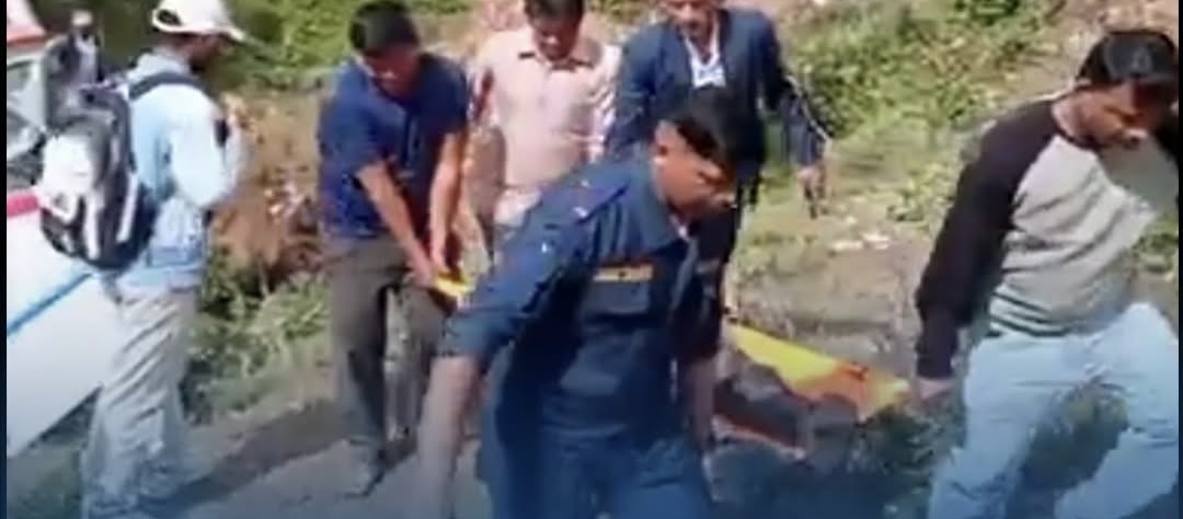 बैतडीमा यात्रुबाहक बस दुर्घटना, २३ जना घाइते