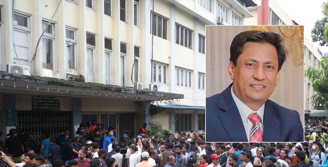 काठमाडौमा शरीरमा पेट्रोल छर्केर आगो लगाएका व्यवसायीको अवस्था गम्भीर