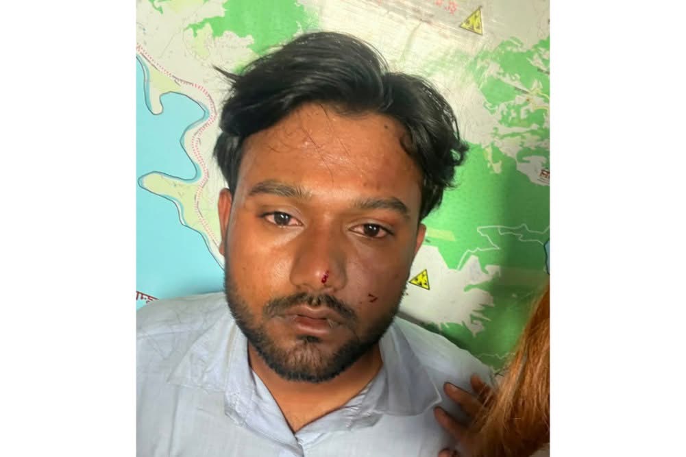 कीर्तिपुरको होल्डिङ सेन्टरमा पुगेका माजिद अन्सारी र सरिष्मा थापासहित केही जना प्रहरी नियन्त्रणमा