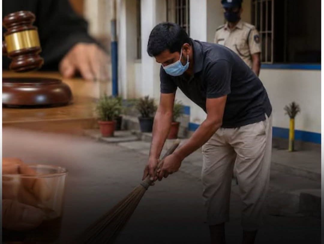 मापसे गरेर सवारी चलाउनेलाई अनौठो सजायः ३० दिन प्रहरी कार्यालयमा झाडु लगाउनु पर्ने