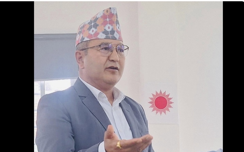झपट रावलको ओलीलाई कडा प्रश्न, ‘आवाराहरुको अध्यक्षलाई चाँही के भन्ने ?’