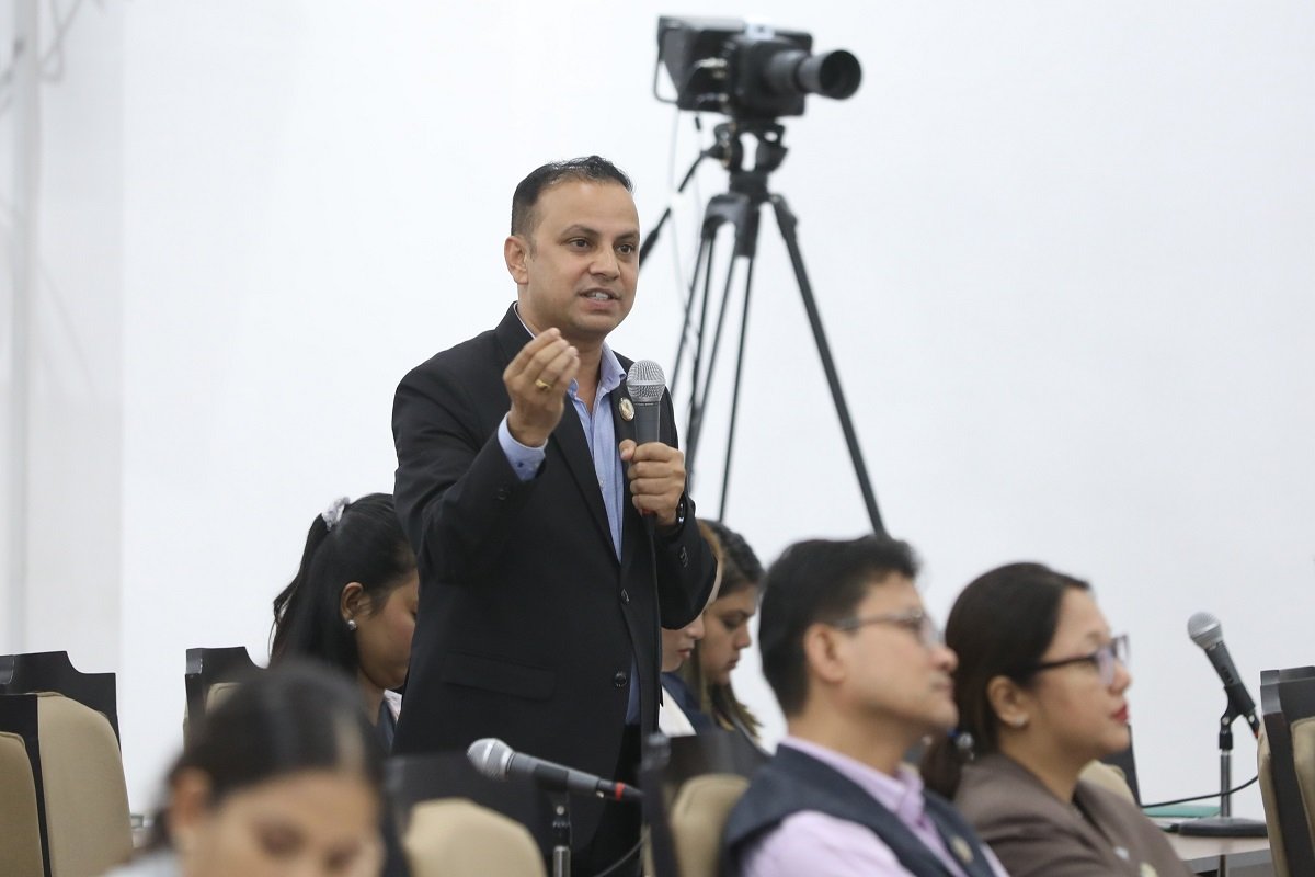 सरकारको नियतमा शंका छैन, सुधार गर्नुपर्ने पक्ष छन्, सचेत गराउने काम निरन्तर रहनेछ :  मनिष झा