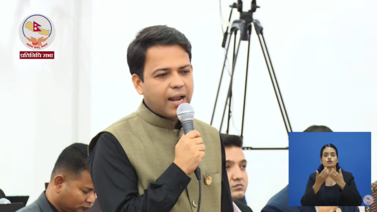 सरकारले काम नगरेपछि तनावमा रास्वपाका महामन्त्री ,संसदमै भने-‘मलाई बचाइदिनुपर्‍यो सरकार!’