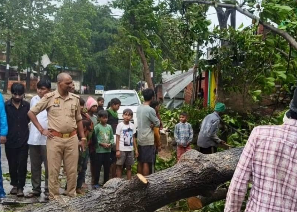 उत्तर प्रदेशमा अविरल वर्षा, ५७ जनाको मृत्यु